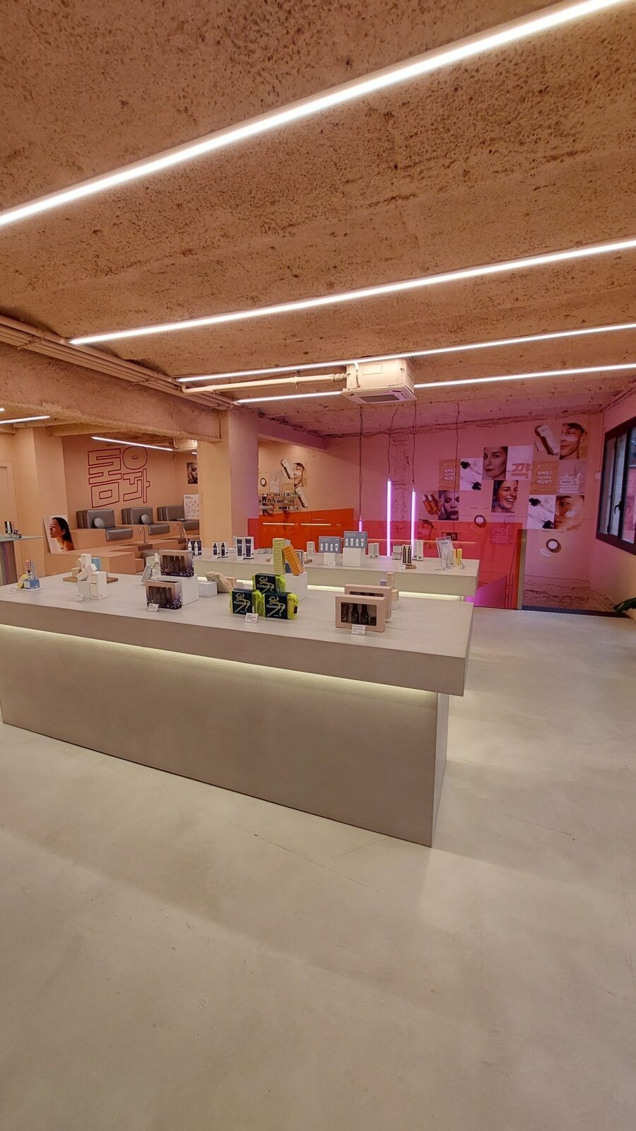 Zona de exposición productos Miin Cosmetics